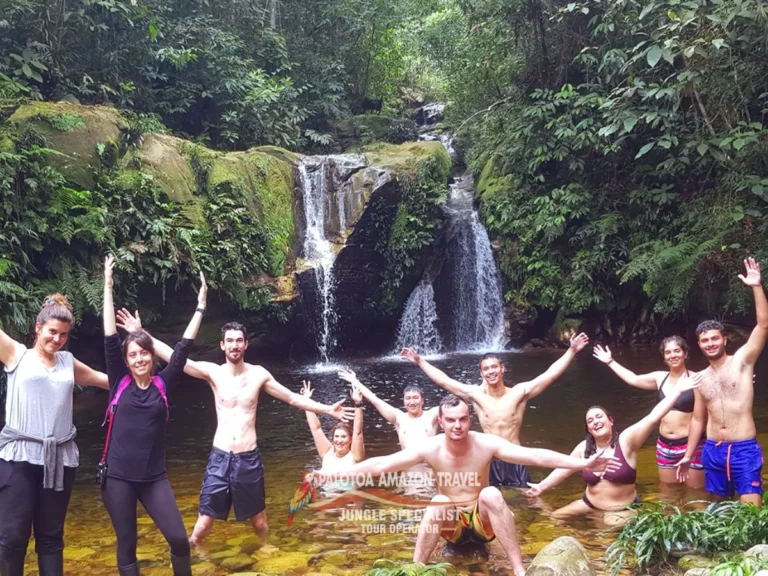 explore-remote-amazon-rainforest-palotoa