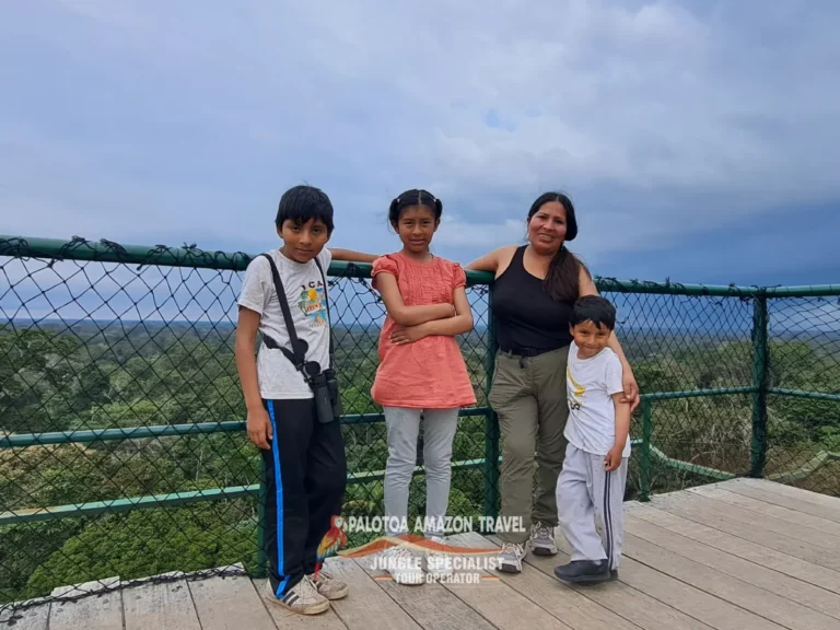 families-in-palotoa-amazon-travel