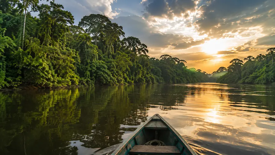Is the Amazon in Peru? Maps, Facts & How to Visit